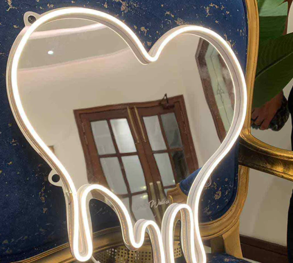 Melting Heart Neon Selfie Mirror - Neon Lights - Image 2